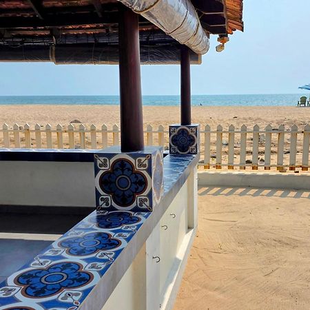 Ether Marari Beachfront Mararikulam Buitenkant foto