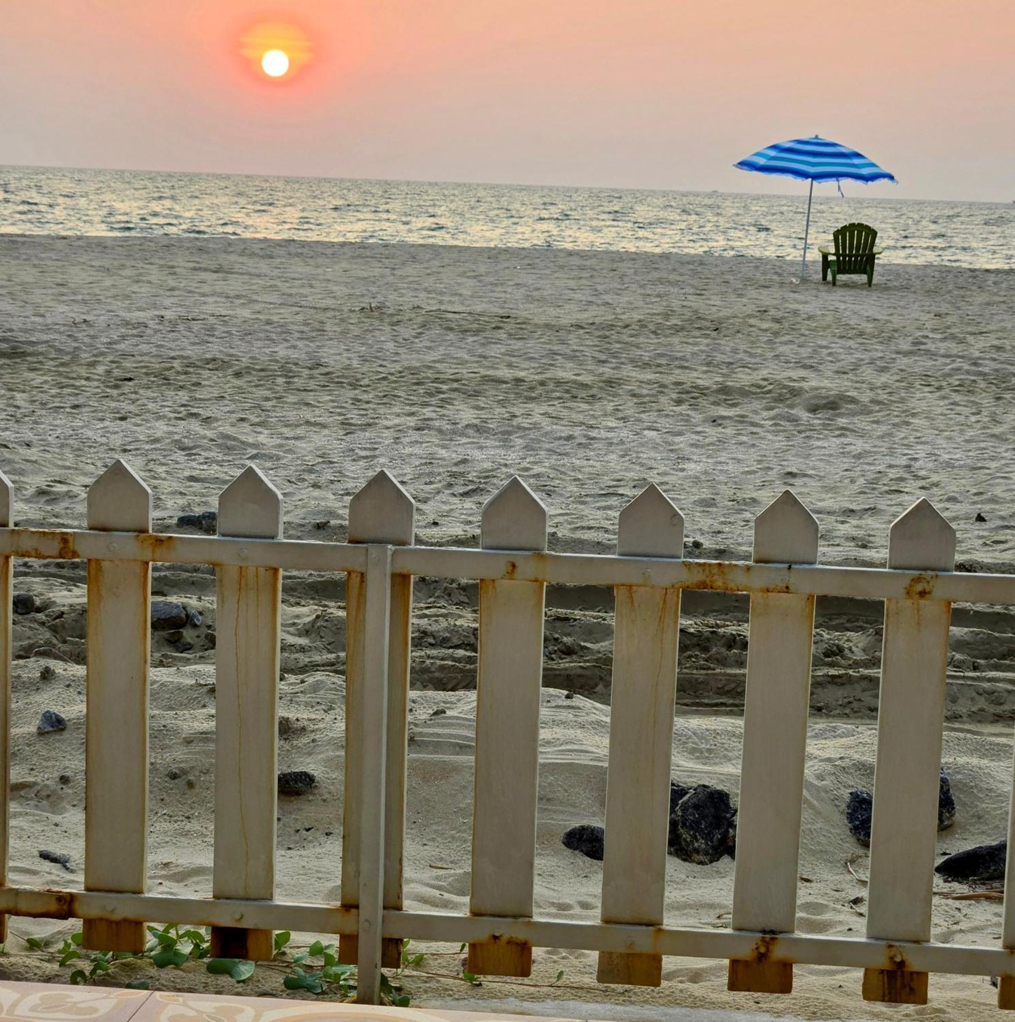 Ether Marari Beachfront Mararikulam Buitenkant foto